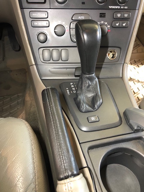shifter and boot.jpg