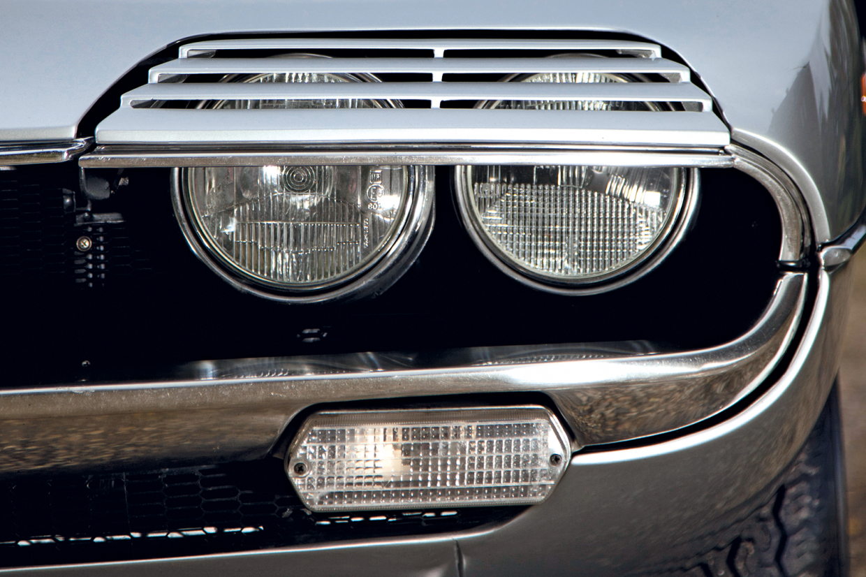 Alfa Romeo Montreal – 02.png