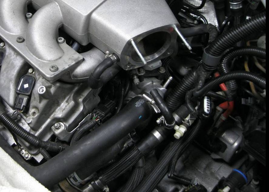 Breather Hose B8444S.jpg