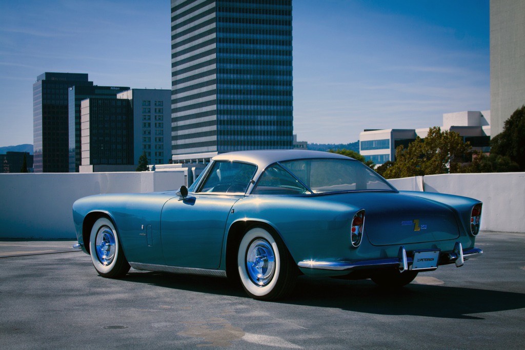 1953_dodge_storm-Z250-zender Bertone.jpg