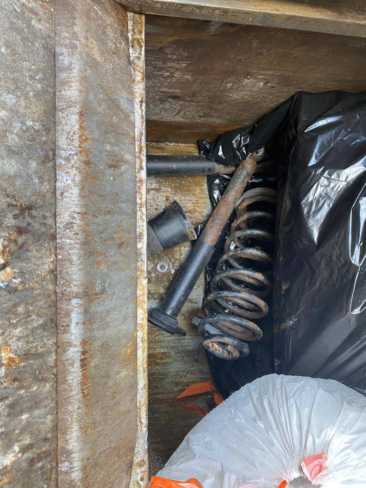 The old rear suspension