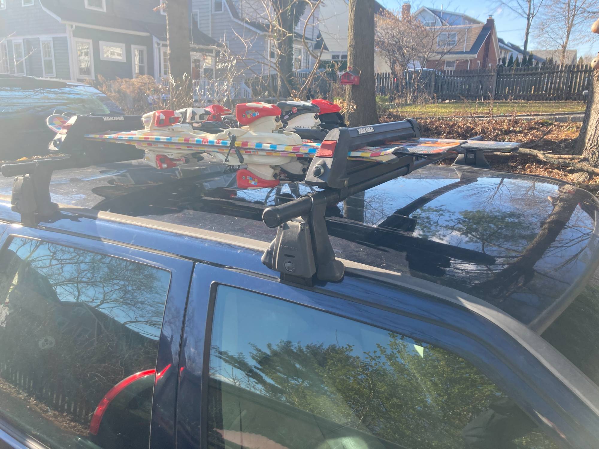 1998 Volvo V70 with Yakima roof rack installed