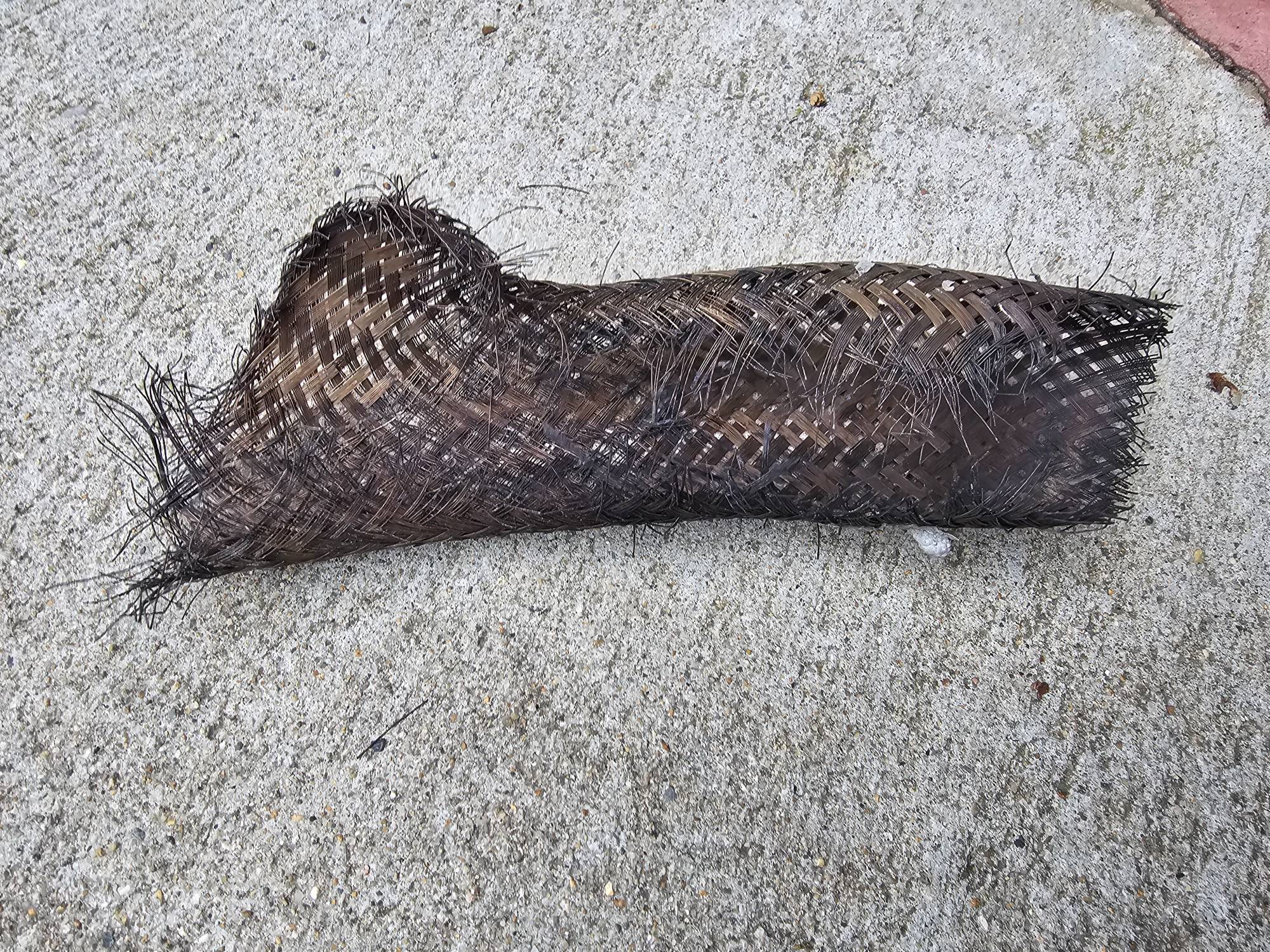 Protective metal mesh