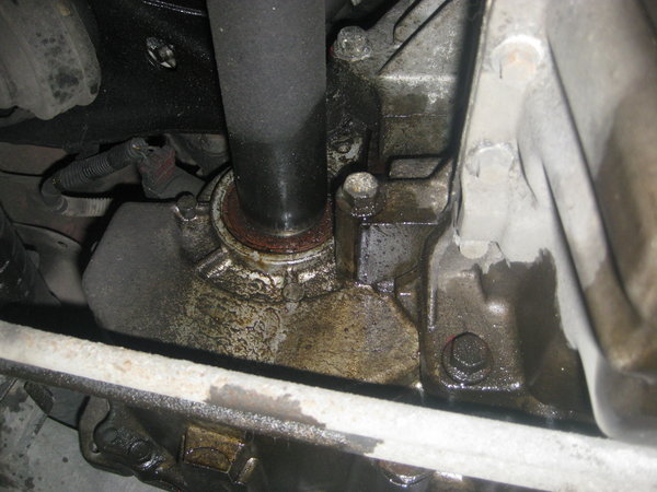 could this axle seal have gone (photo is upside down)?