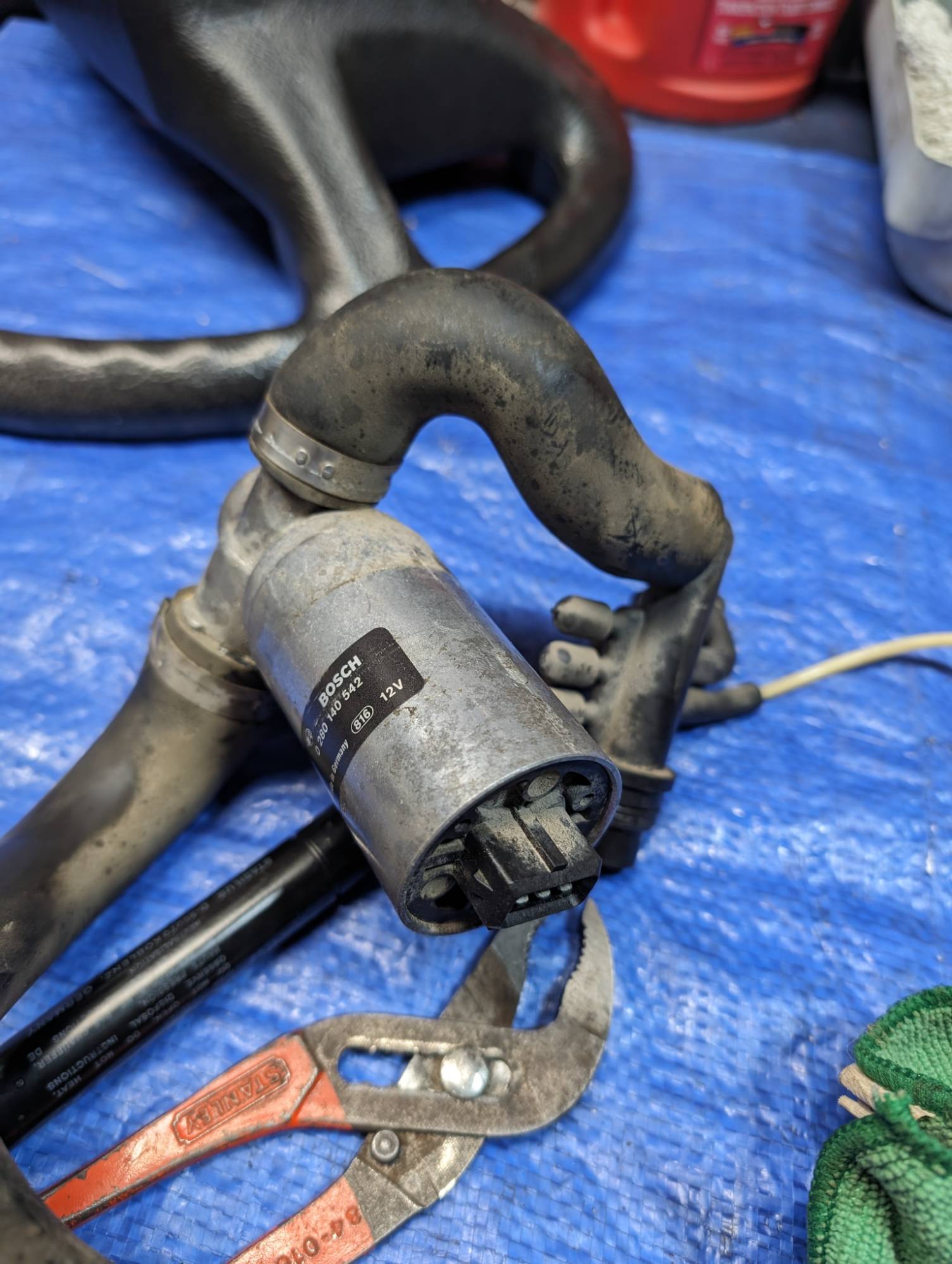 iAC valve Bosch unit plus vacuum tree