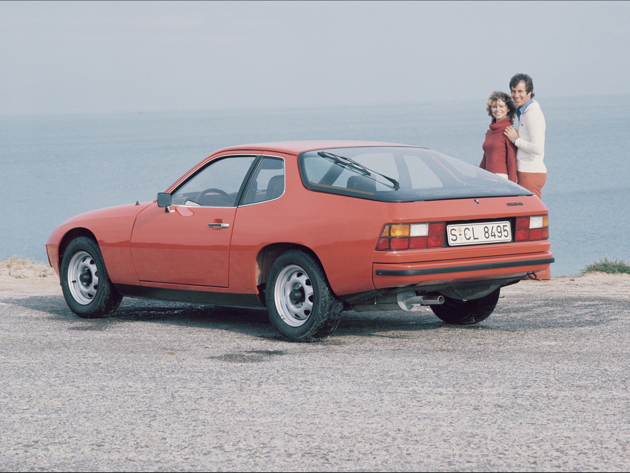 Porsche-924-Period-Photos-1976-1280x960-1177175007.jpg