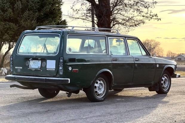 1973_volvo_145.jpg