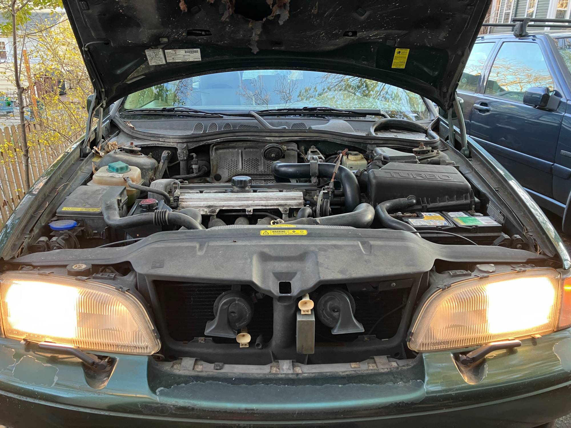 1998 Volvo V70 T5 headlights on