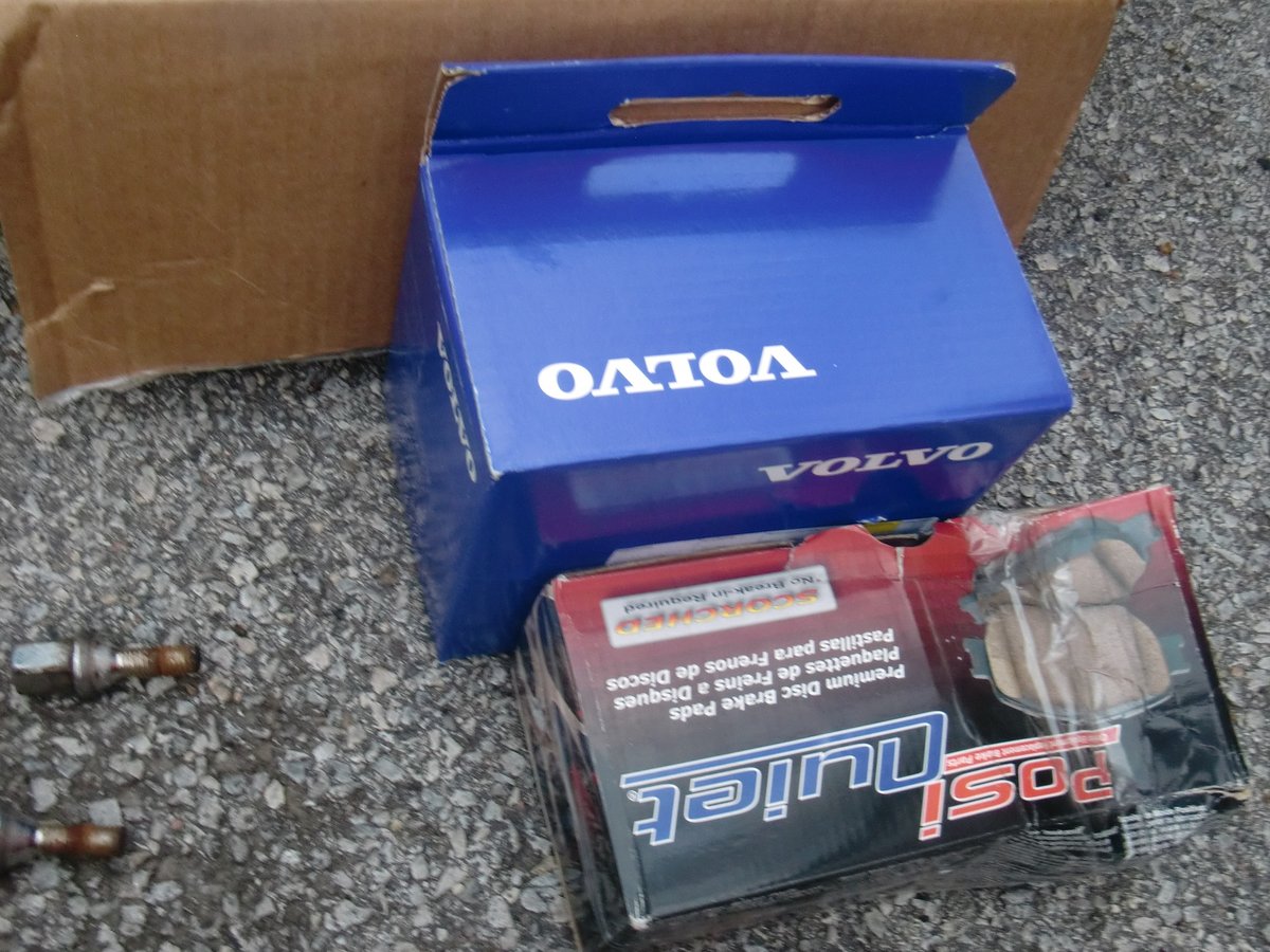 A blue Volvo box... I don't know why I didn't take a picture of the caliper bracket in it