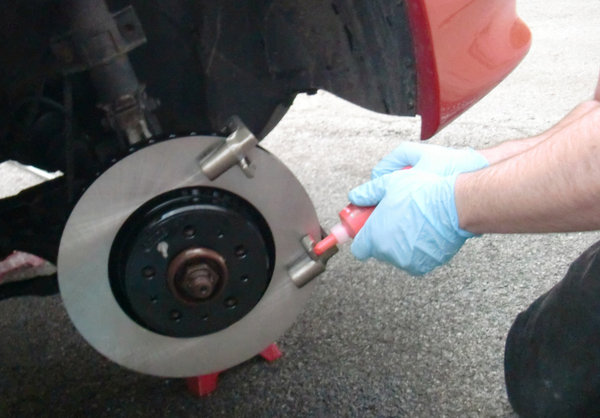 Lubing up the new bracket