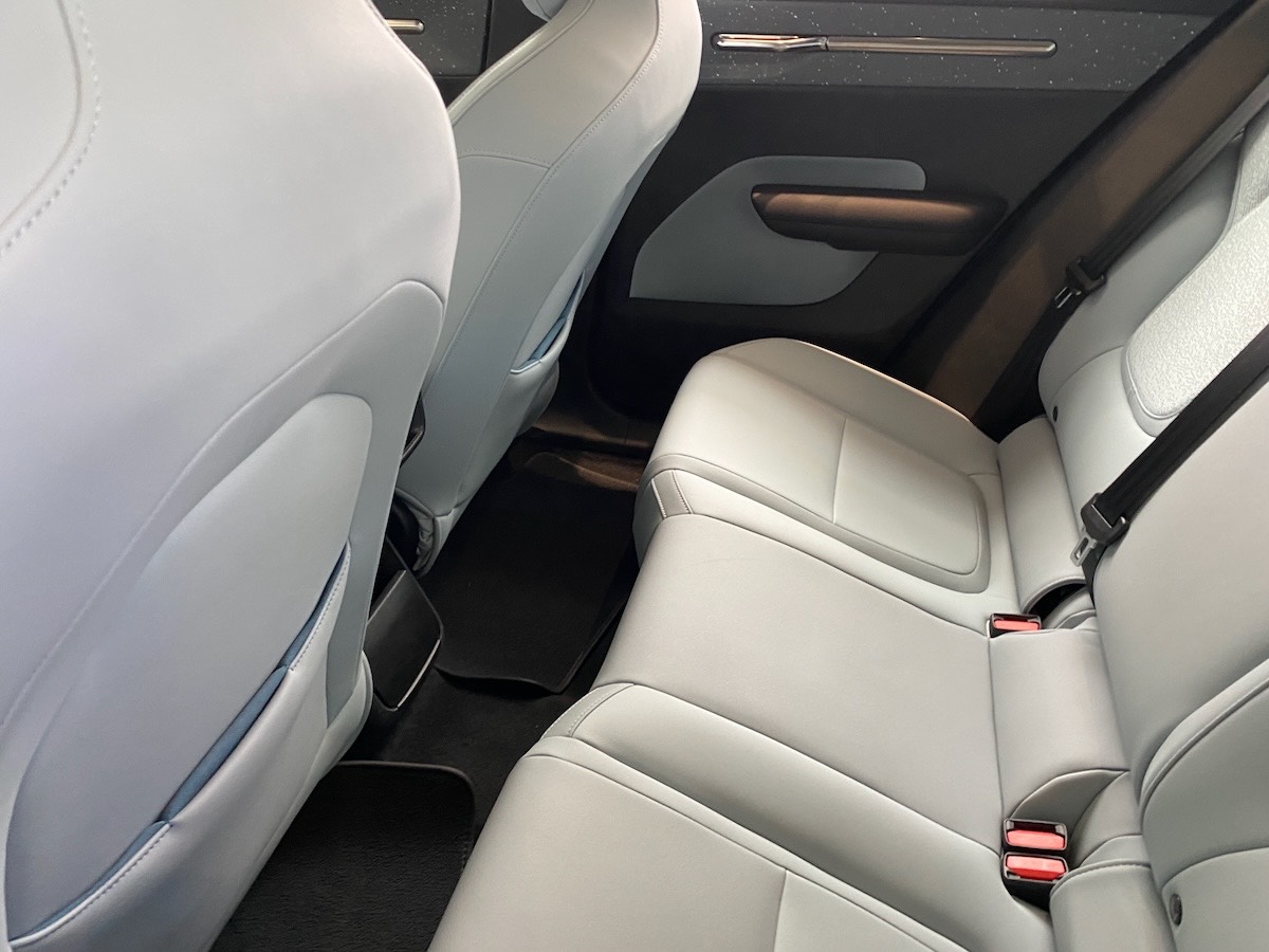 EX30 pre-production sample (21).jpeg