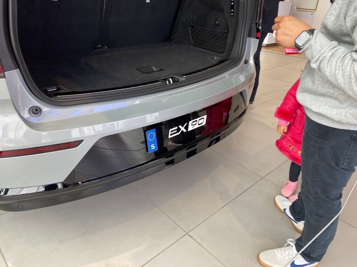 EX90 pre-production sample (5).jpeg