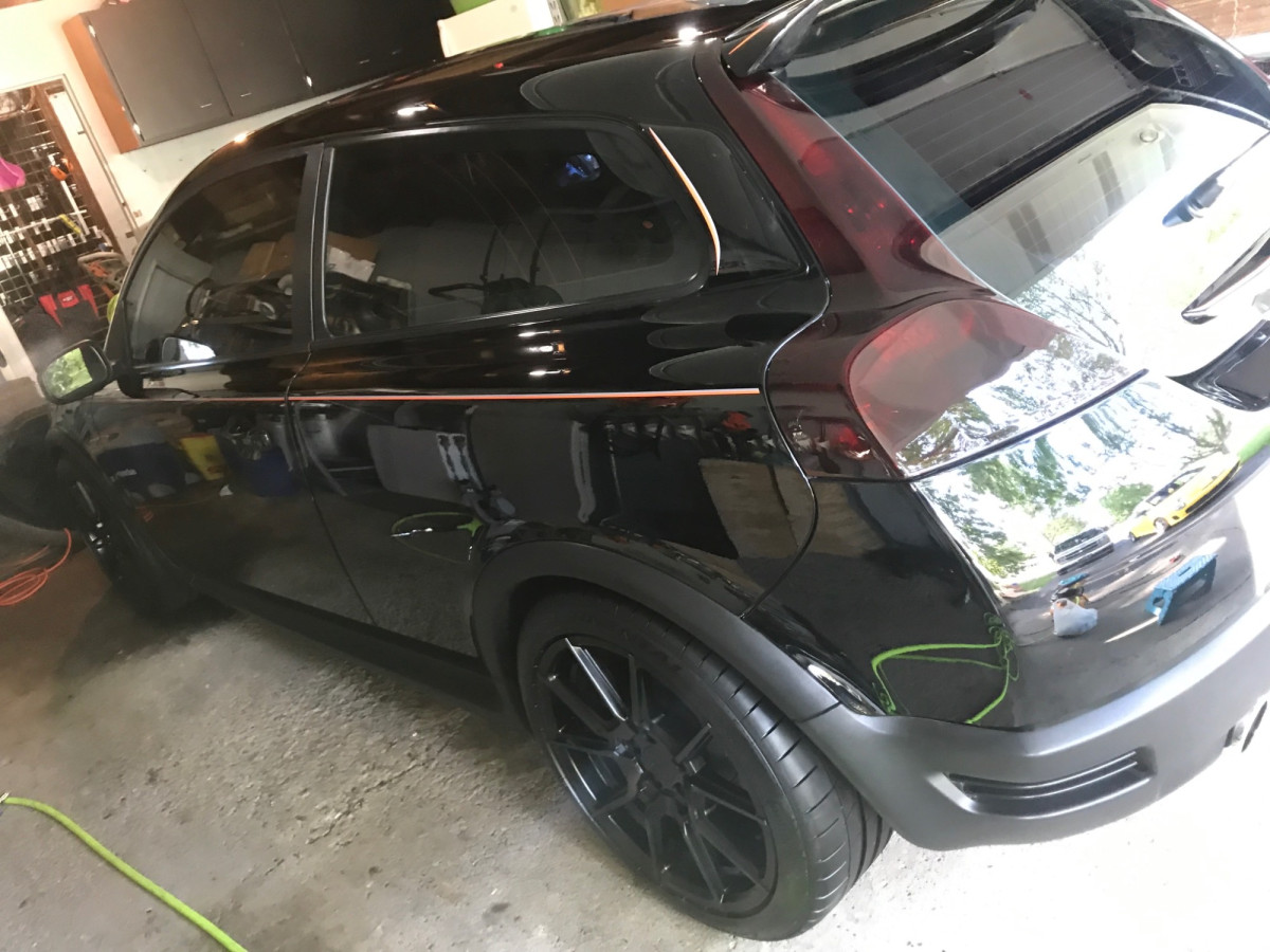 With Conti Extreme Contact fitted