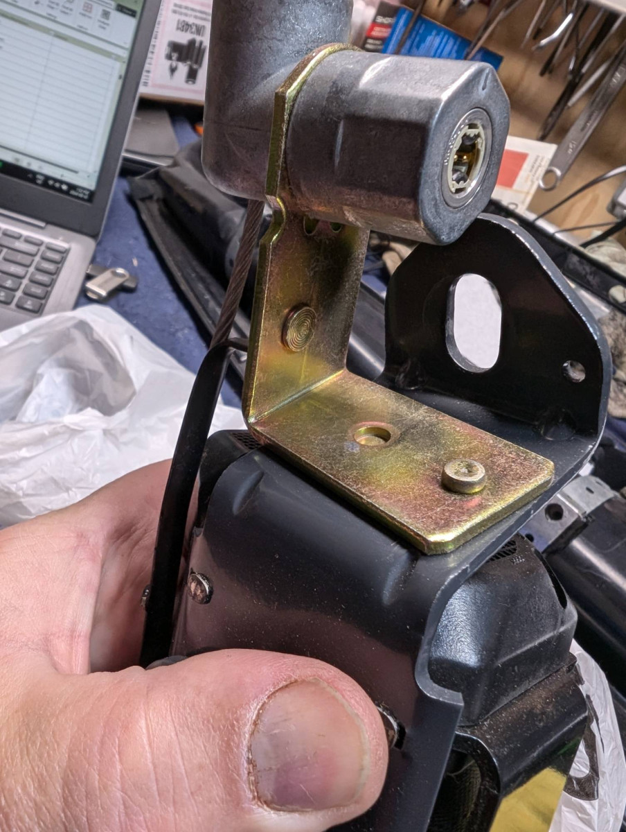 Rivets on belt section (2)