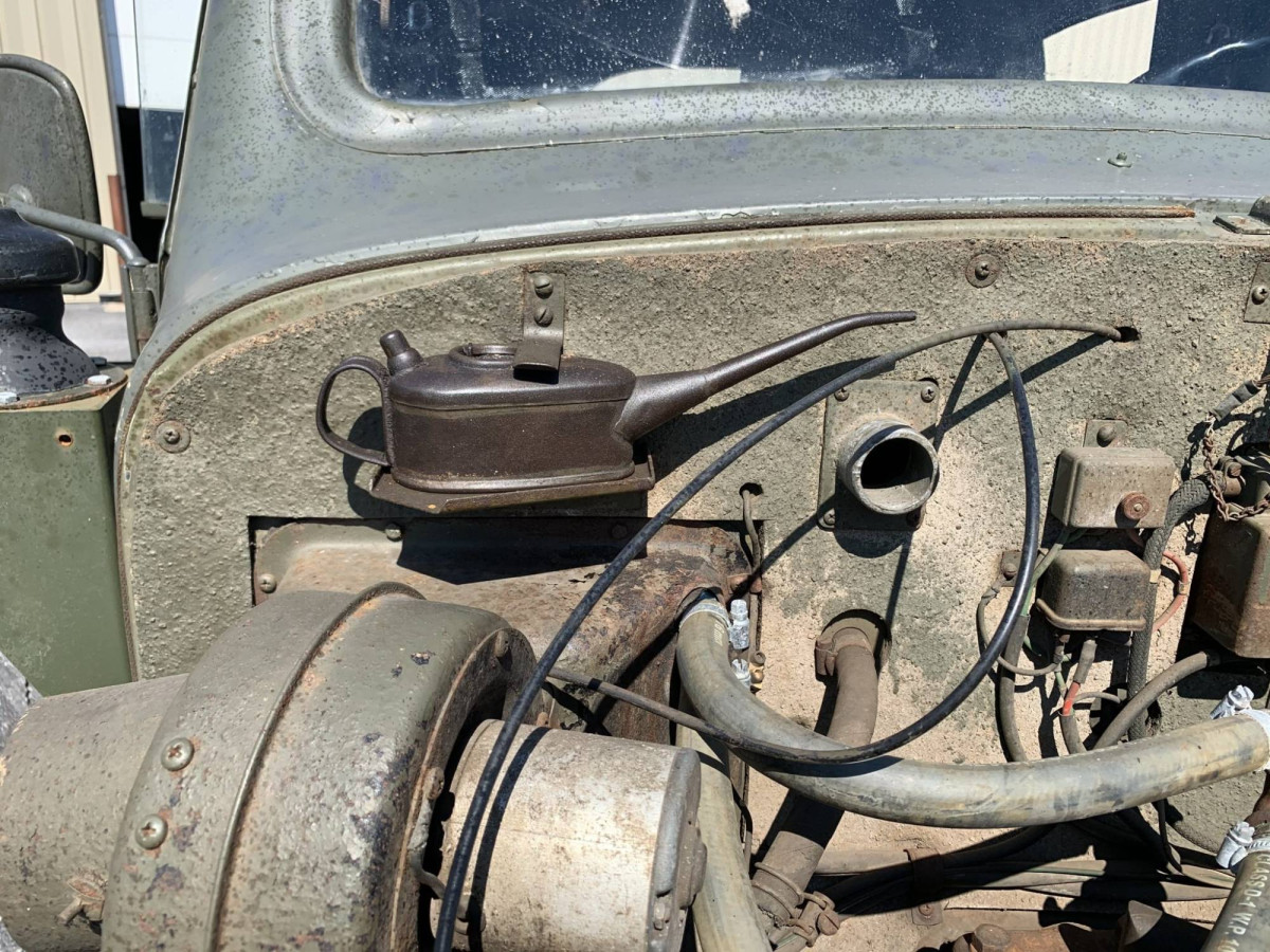 1957 Sugga onboard maintanance.jpg