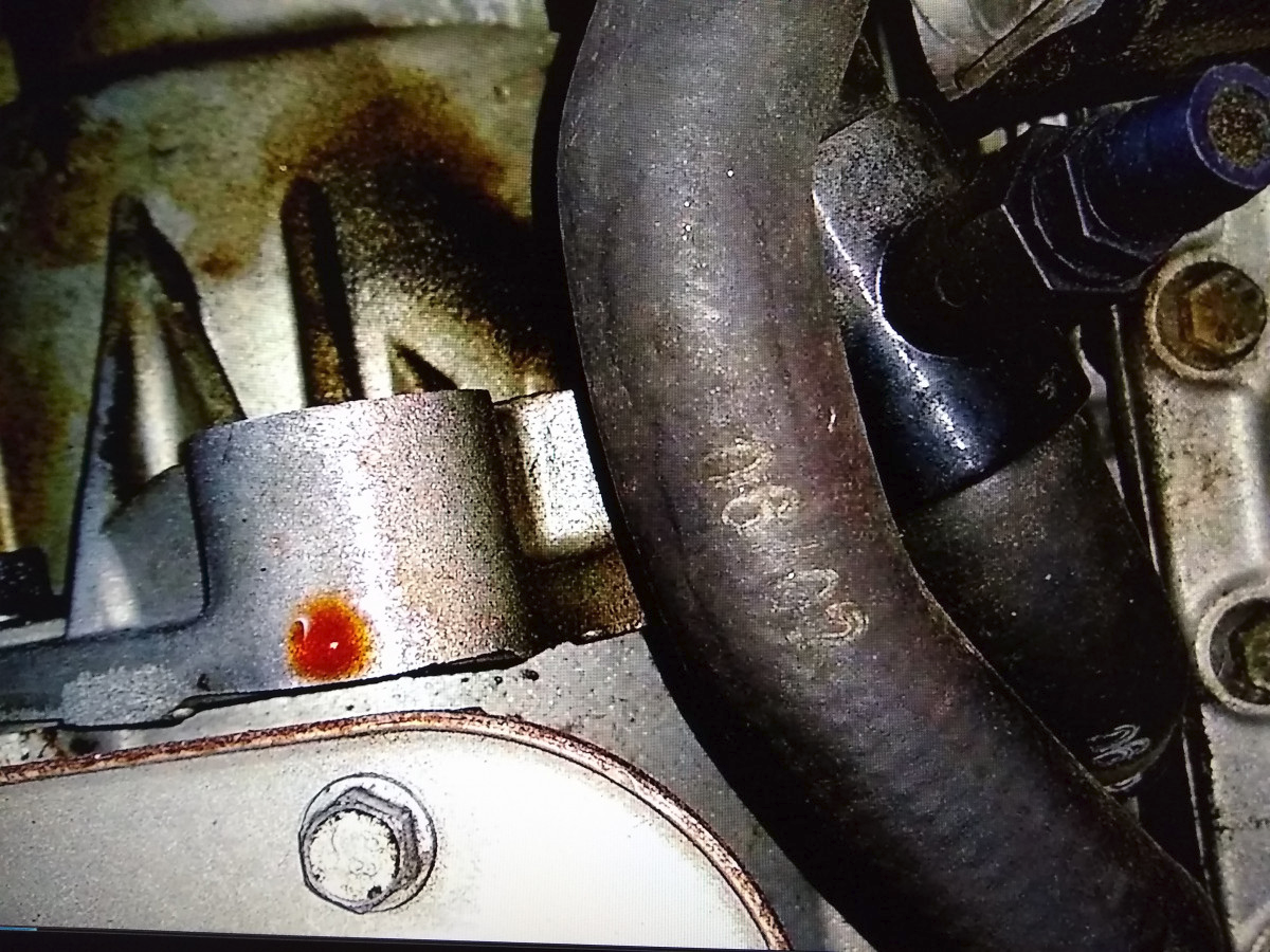 03 S80 T6 Mystery Leak Transmission AT205 Fix Before.png