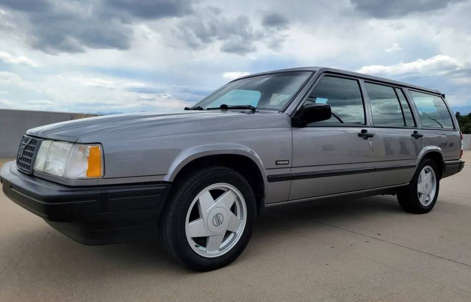 Volvo 940 Turbo.jpg