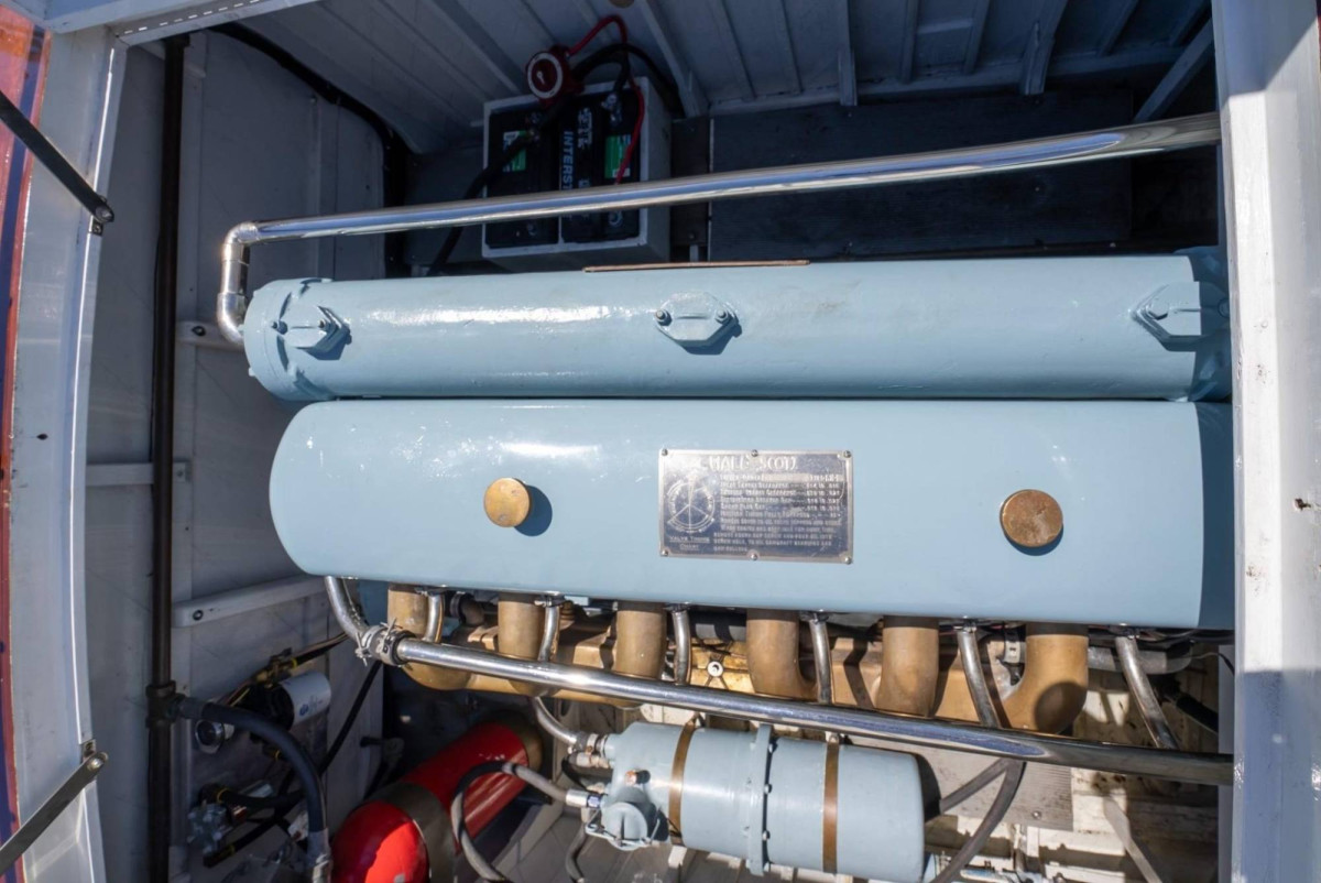 Hall-Scott Single overhead cam six.jpg