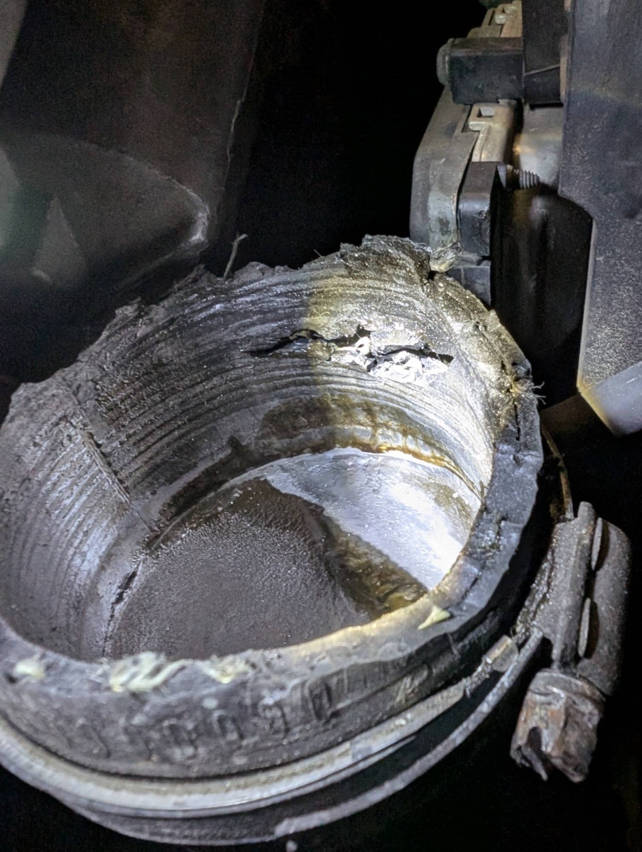 Intercooler inlet rubber hose