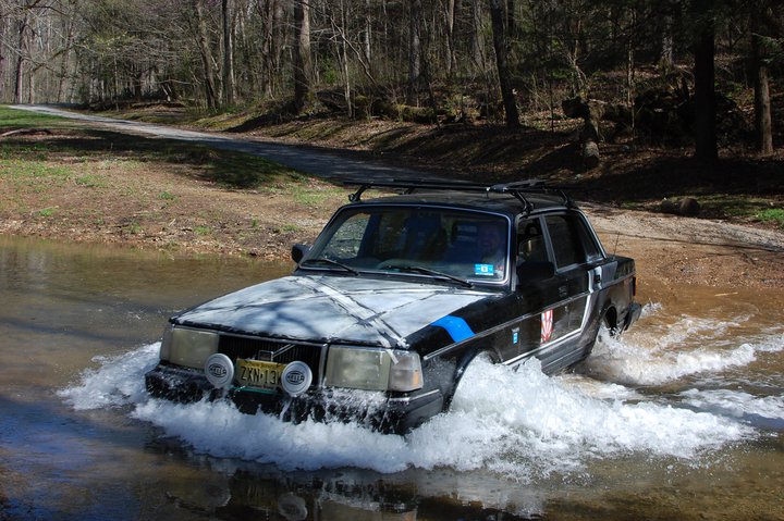 1990 Volvo 240 10.jpg