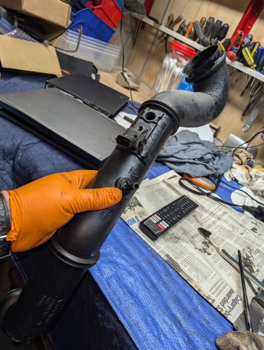 Original intercooler to TB plastic pipe