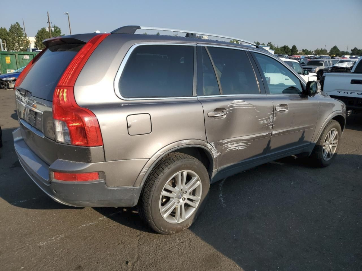 2010 XC90 2.png