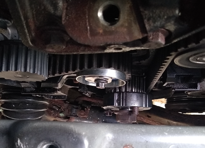 timing_belt_tensioner_installed.png