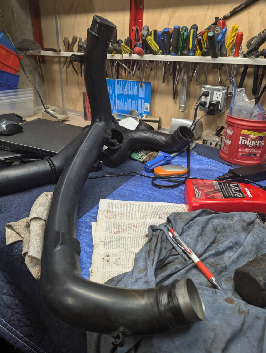 Turbo to intercooler plastic hose