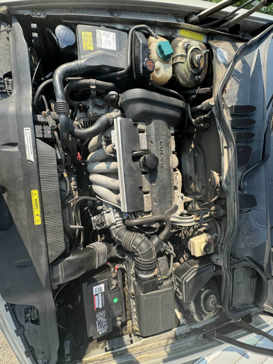 engine bay updated.jpg