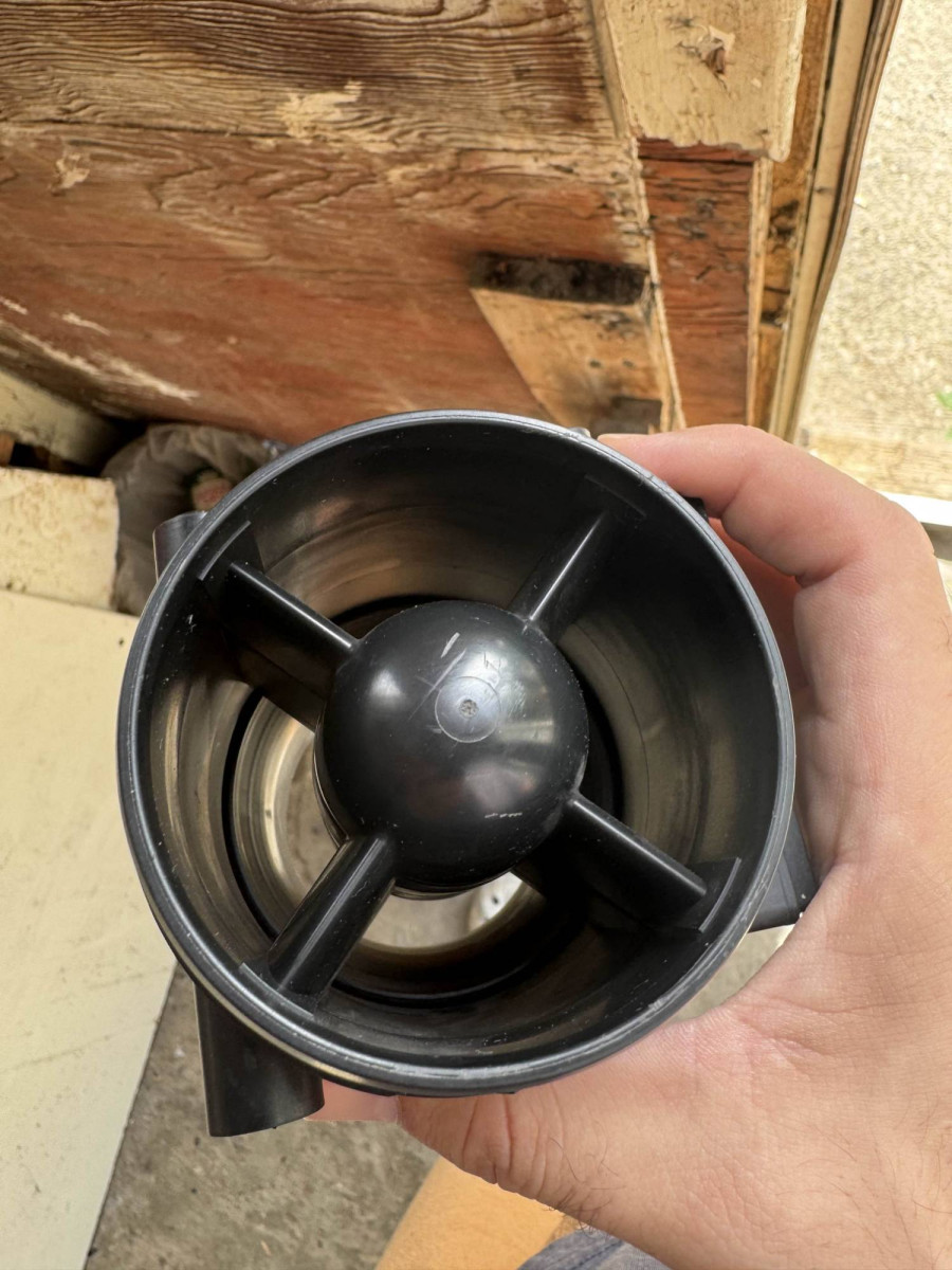 air sensor opening a-1.jpg