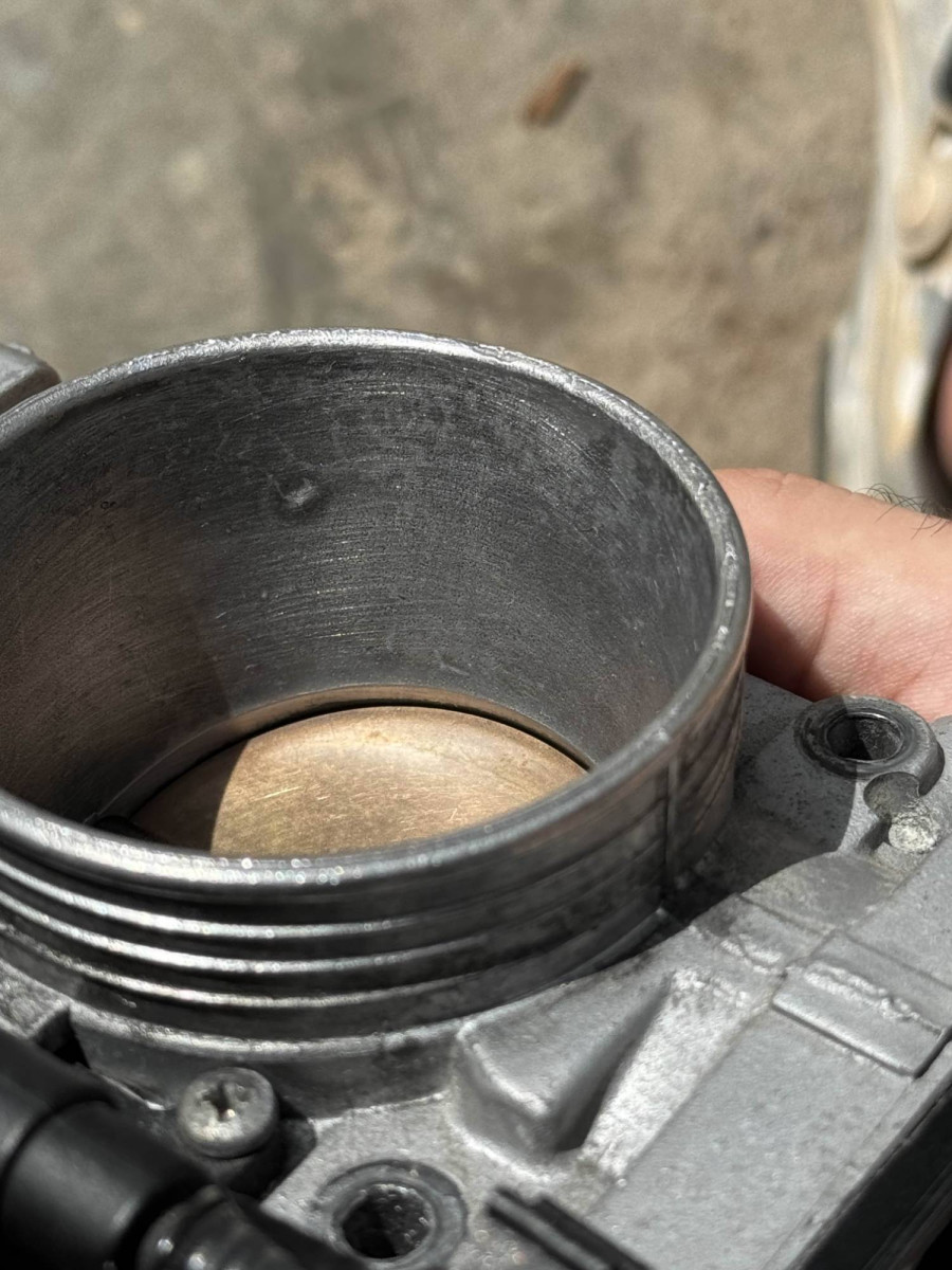 throttle body opening side b-3.jpg