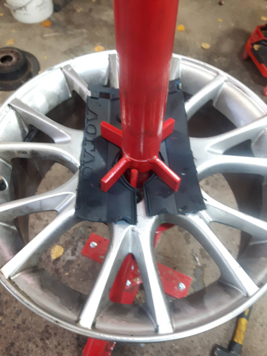 useful engine cover.jpg