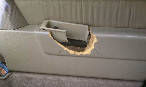 Broken Front Passenger Door Panel - Pic 1