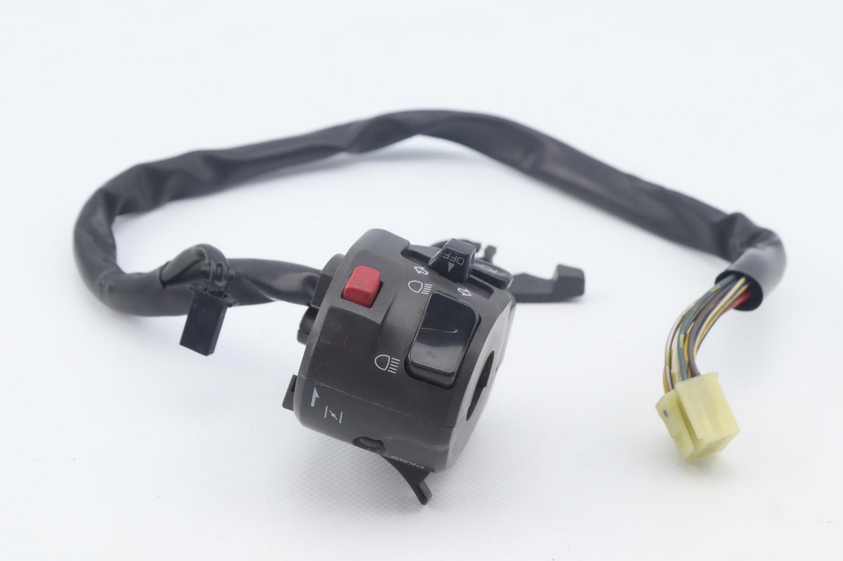 Left commod fazer 600 2003.png