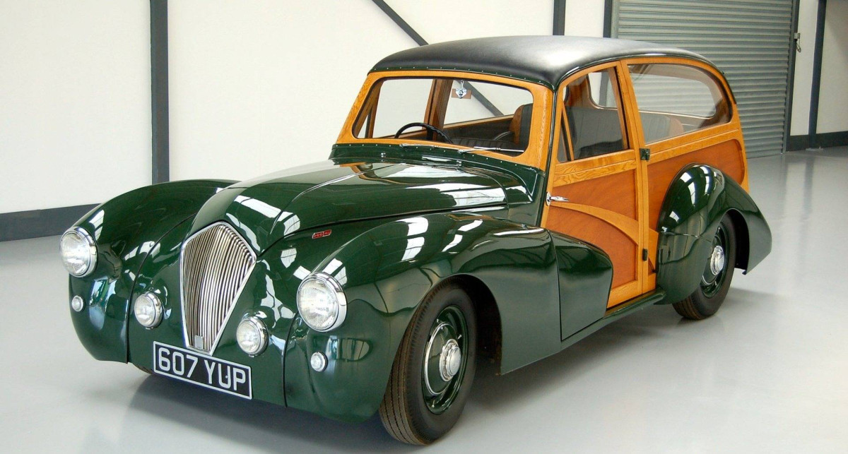 1949 Healey Elliot woody.jpg