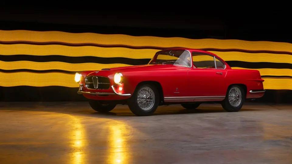 XK140 SE Coupe by Ghia.jpg