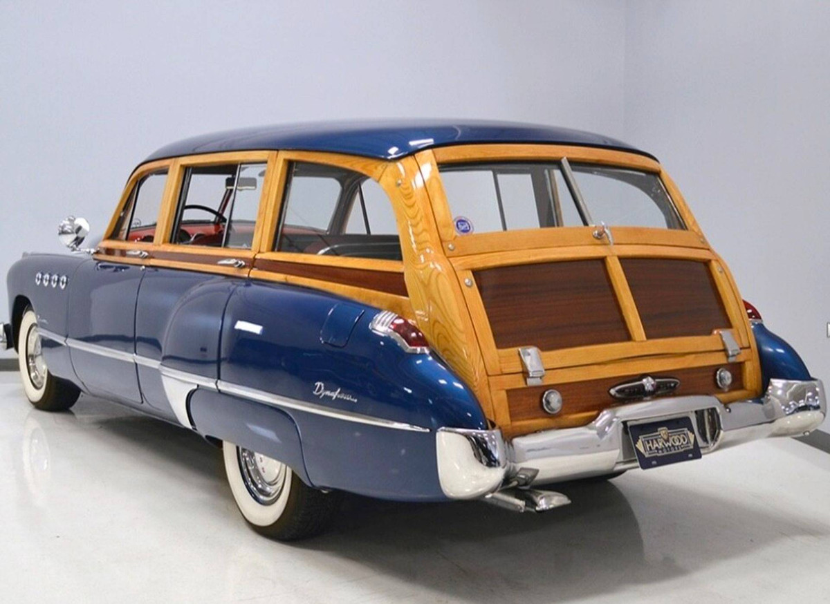 1949 Buick Roadmaster woody wagon.jpg