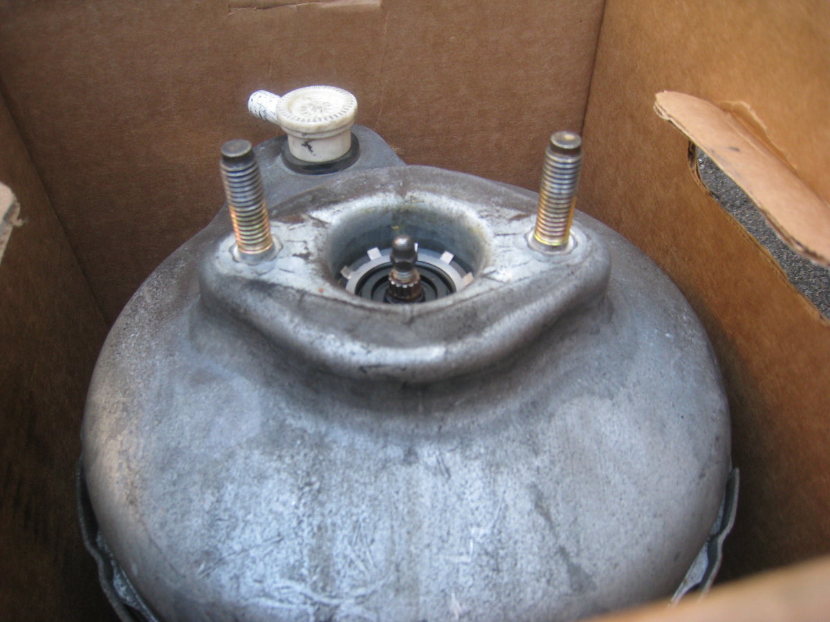 Old booster, note shaft is much smaller