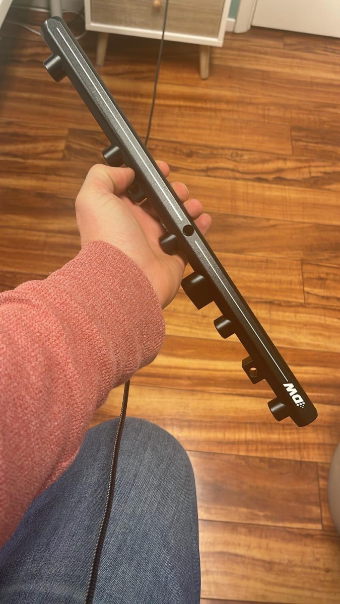 deatschwerks fuel rail