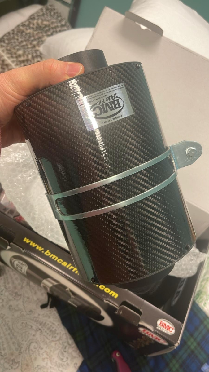 BMC carbon dynamic airbox