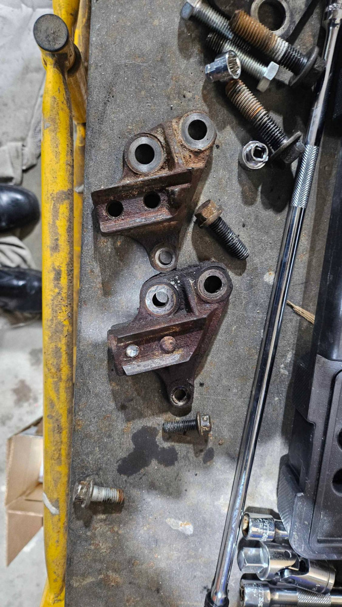 engine mount replacement.jpg