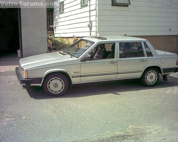 Volvo4[1].jpg