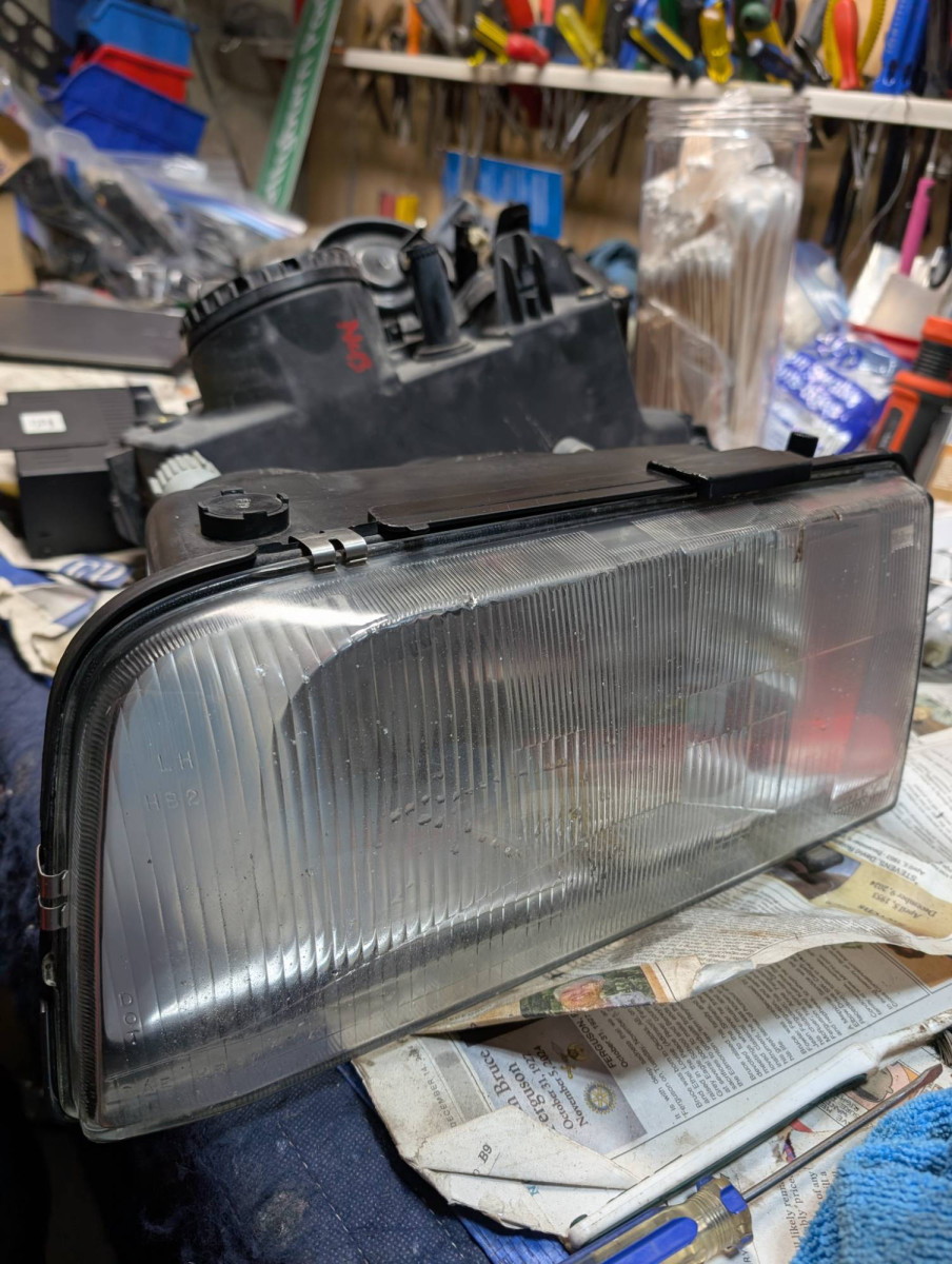 93 850 Tall headlight
