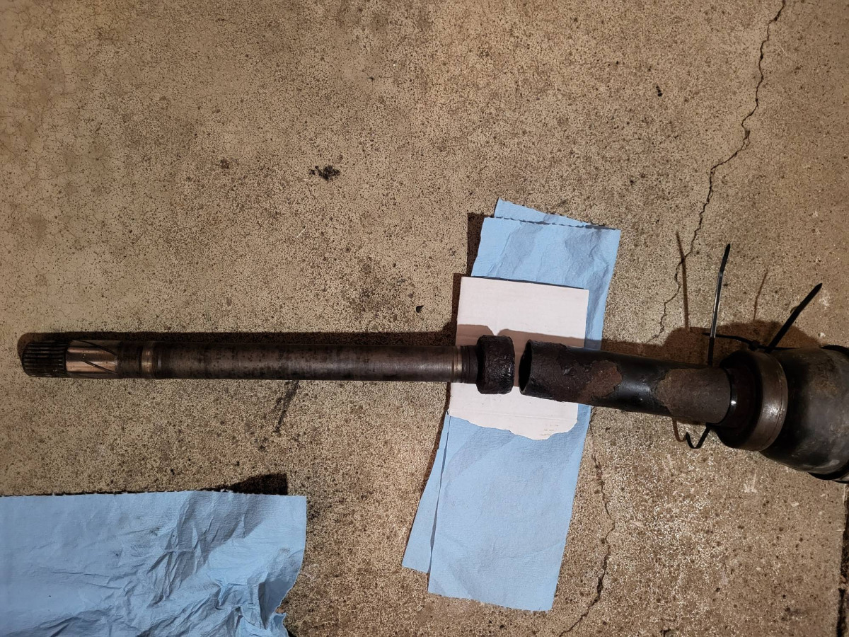 Broken Axle Shaft.jpg