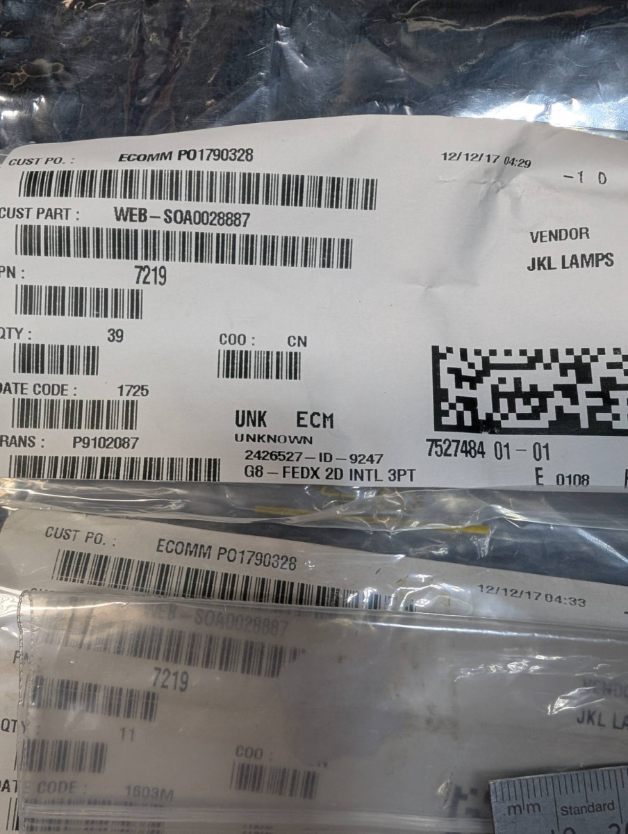 Small bulb for most switches