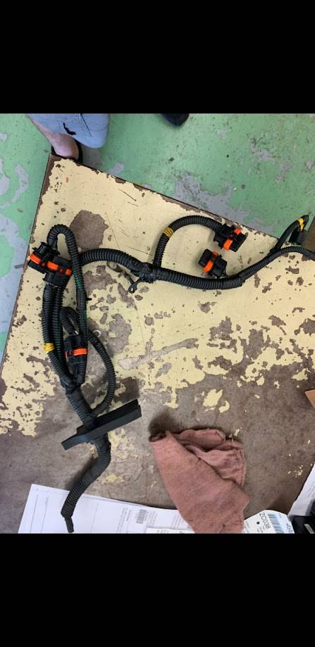 IGN Harness from ERIE Volvo.jpg