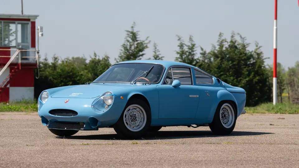 Abarth-Simca 2000.jpg