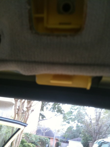 holds up headliner on sides