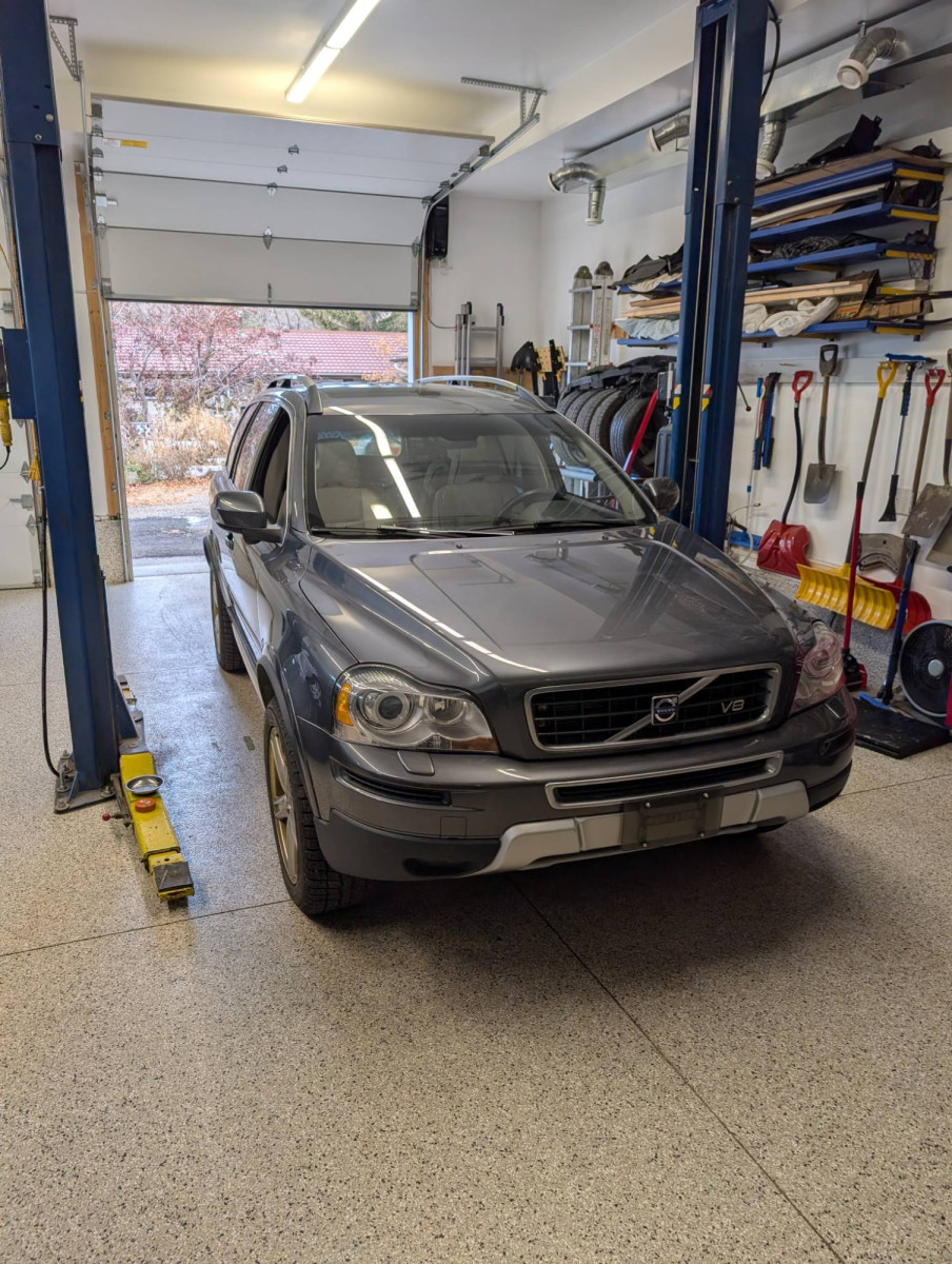 08 XC90 in Titanium grey