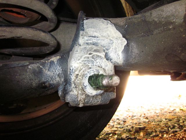 Stud after cleaning and greasing